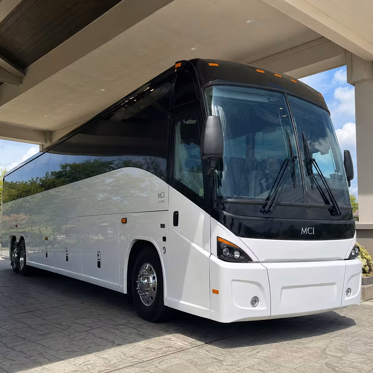 multi stop corporate charter bus rentals across newark