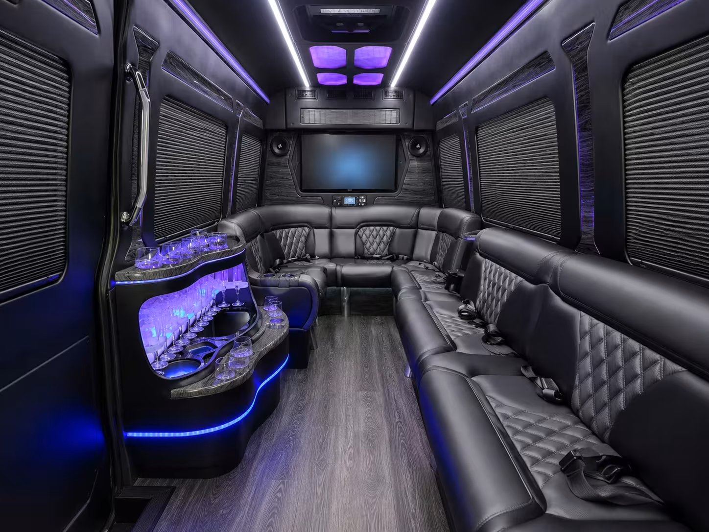 newark airport shuttle bus rentals for groups of any size