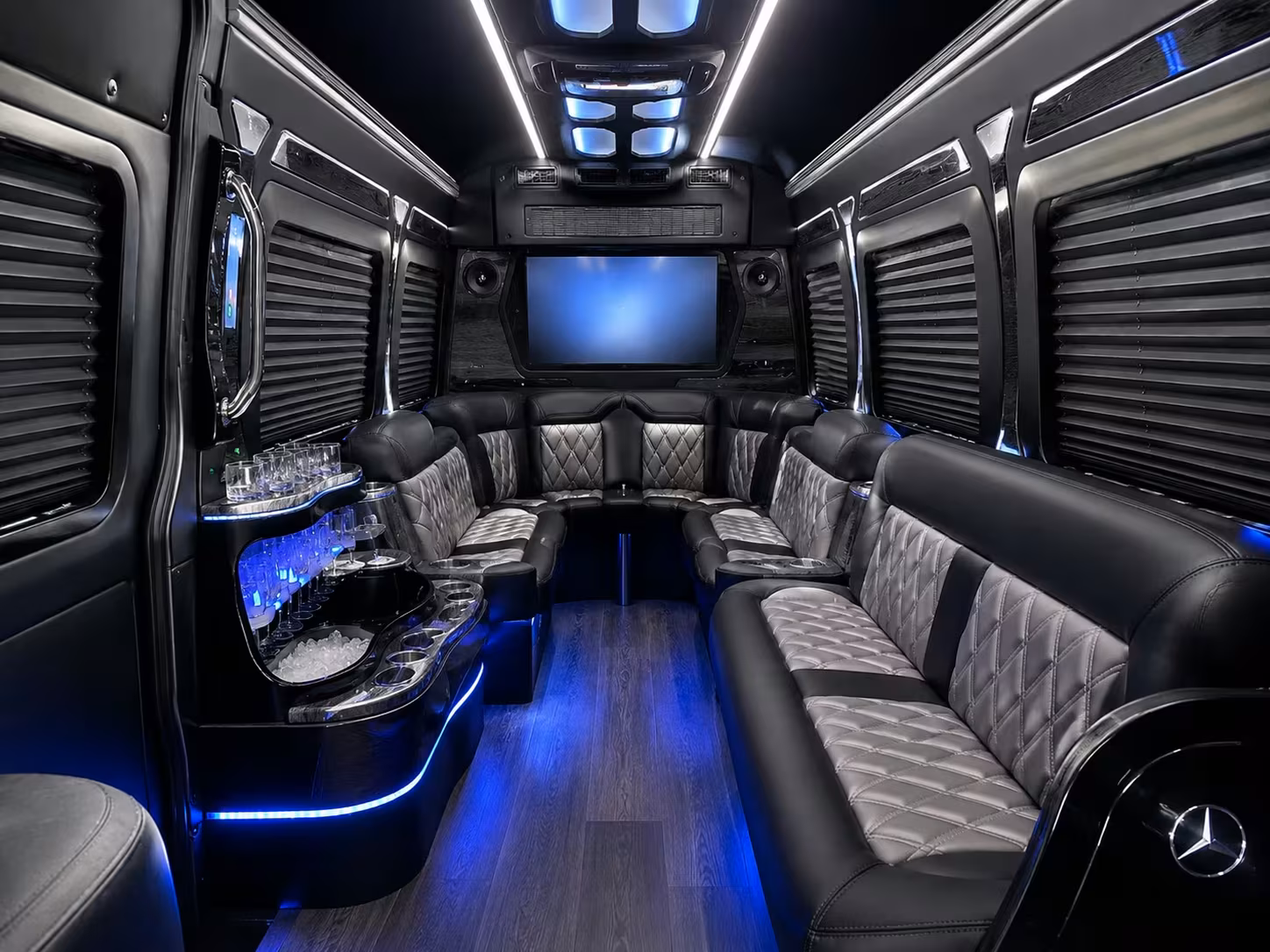 sports team fan charter bus rentals in newark