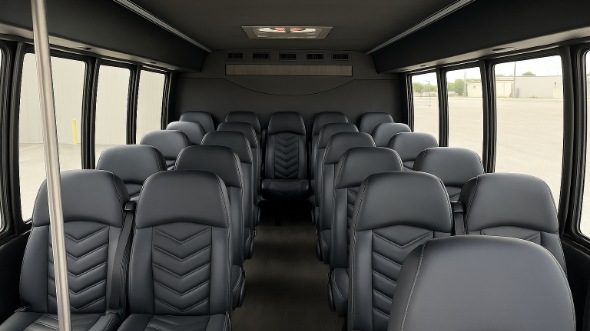 newark 18 passenger minibus rental
