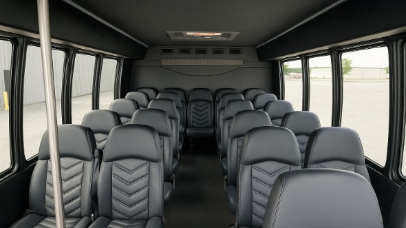 newark 25 passenger minibus rental